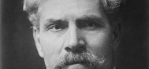 1526px-J._Ramsay_MacDonald_LCCN2014715885_cropped.jpg