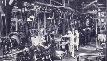 Factory_workers_at_Armstrongs_c.1940s_(archive_ref_DDPD-2-2-6)_(30261046665)